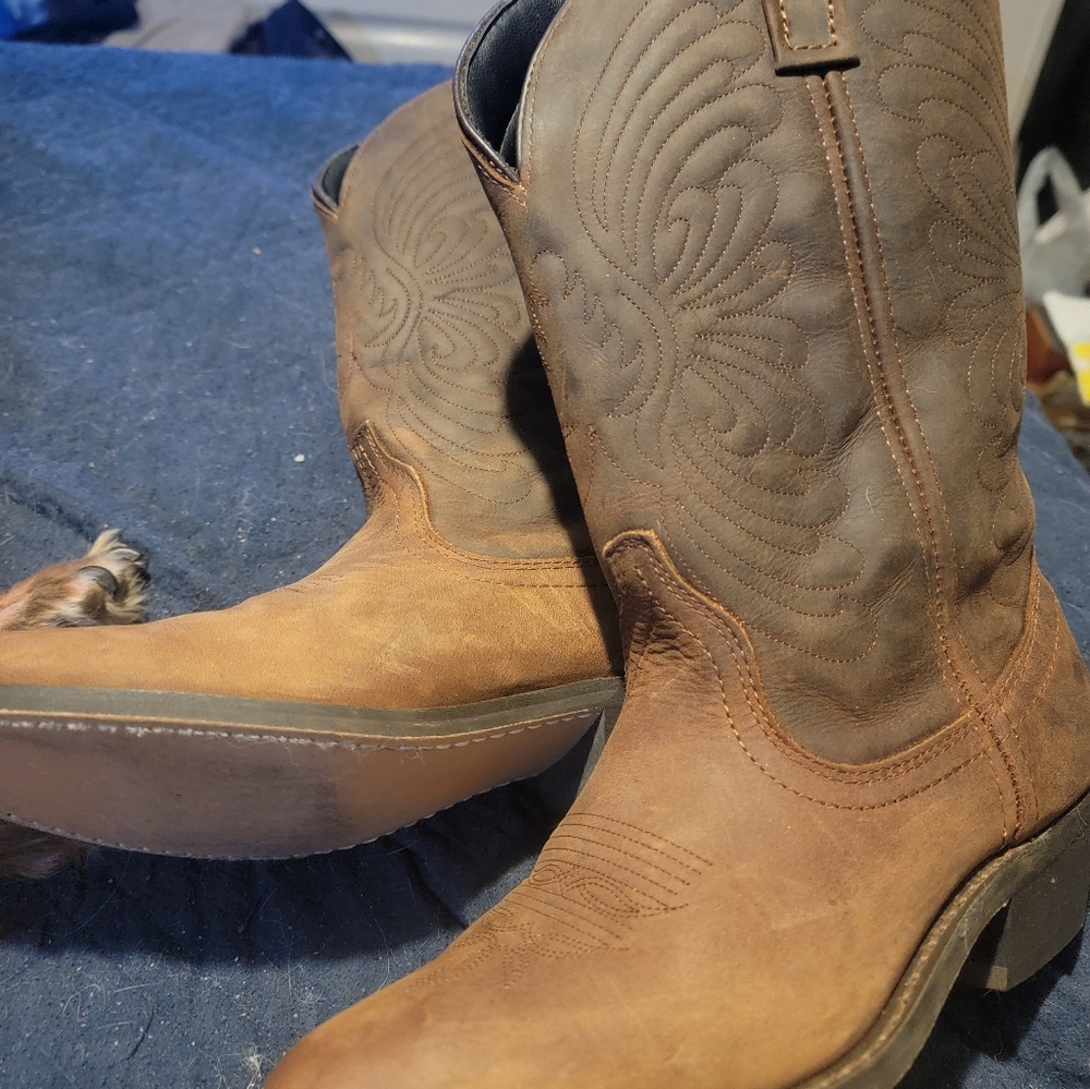 Woman's Brown Western Boots- 7M